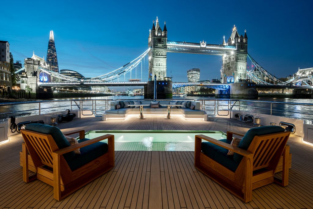 Private Motor Yacht, Specifier: Bannenberg & Rowell Design © David Churchill Photography Sophie Mallebranche